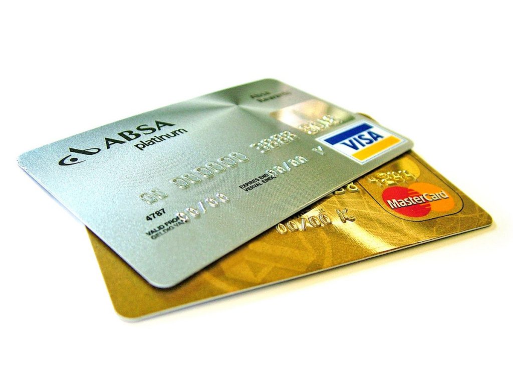 Credit Card advantages and disadvantages
